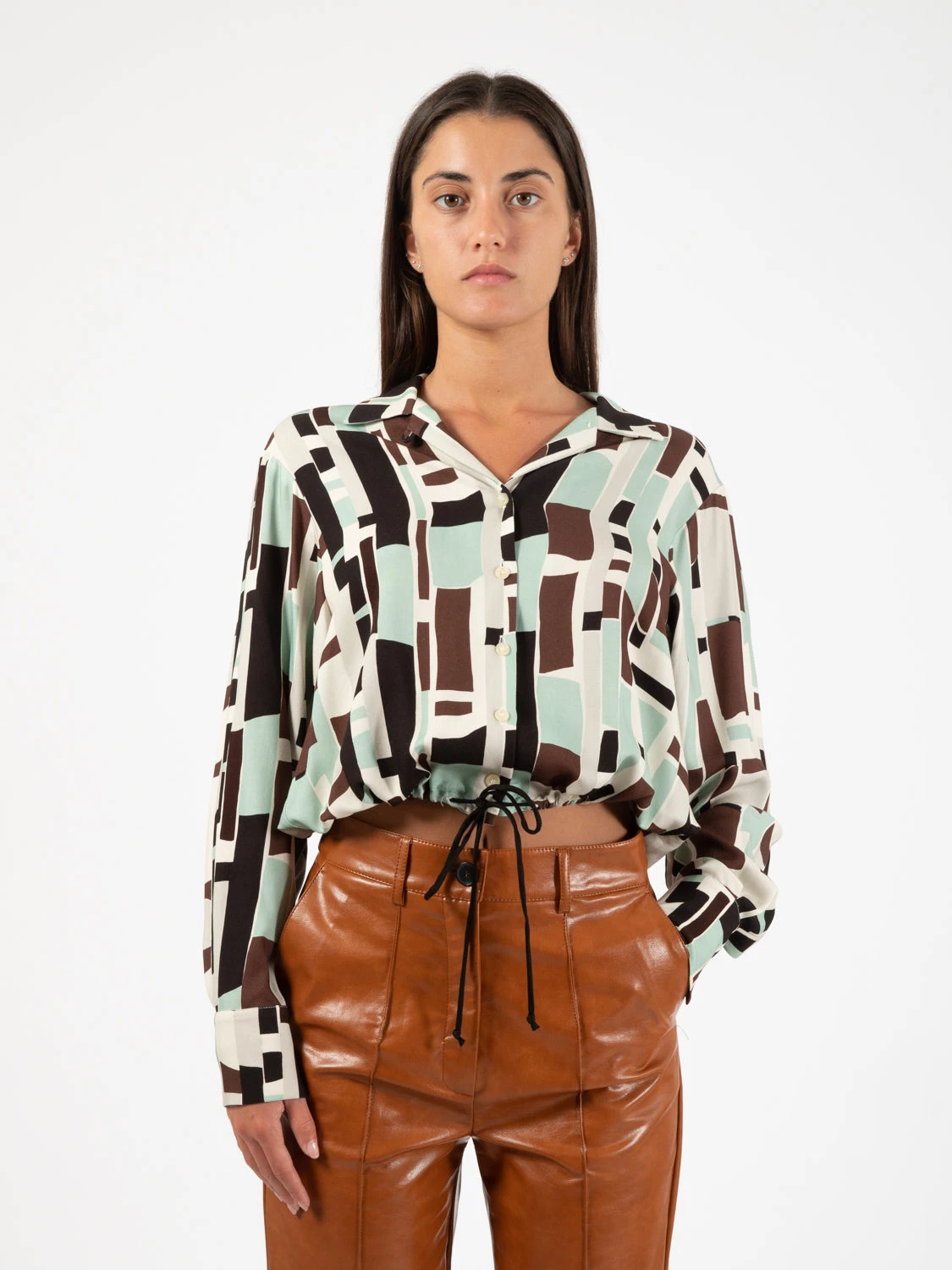 Camicia In Viscosa Stampa Patch Multicolor 3 Camicia In Viscosa Stampa Patch Multicolor