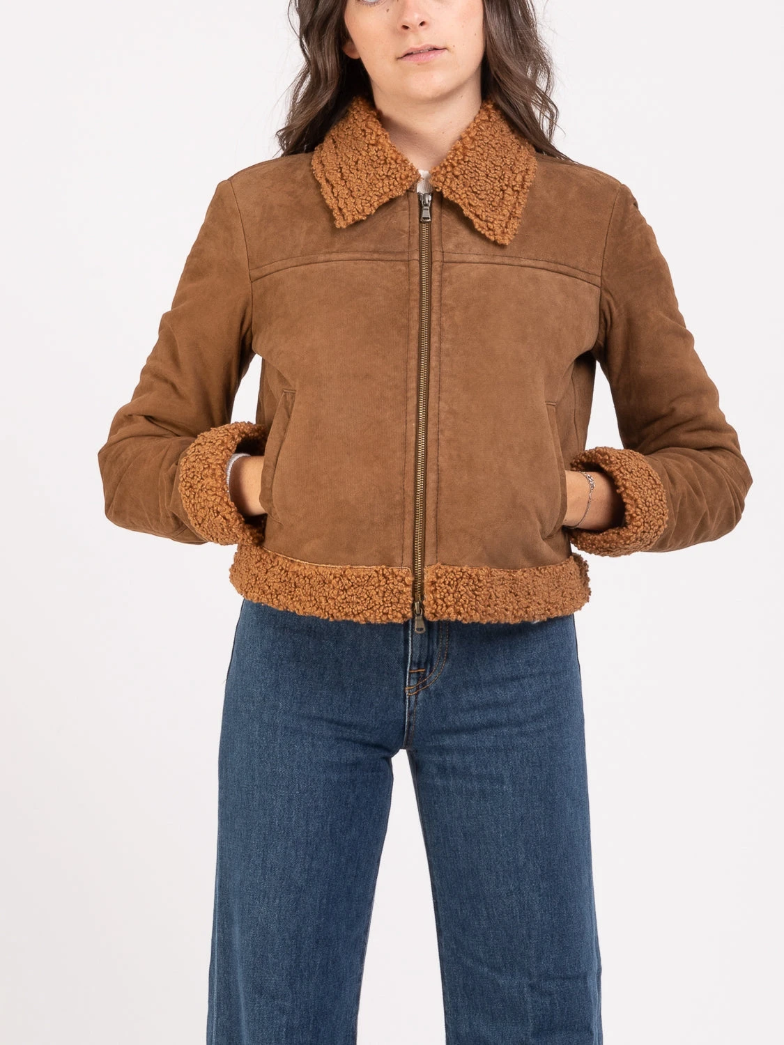 Giubbino Camoscio Bruciato Con Dettagli Bouclé 4 Giubbino Camoscio Bruciato Con Dettagli Bouclé - Image 2