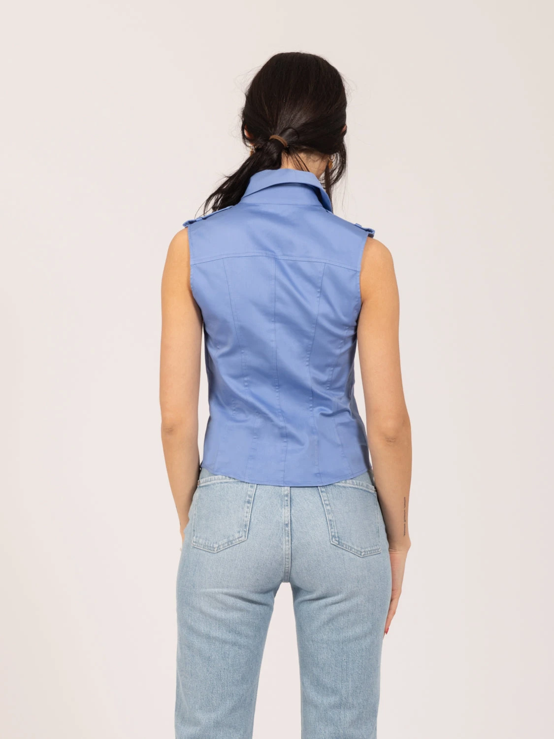 Elisabetta Franchi Camicia Corta Smanicata Pervinca Con Taschine 5 Elisabetta Franchi Camicia Corta Smanicata Pervinca Con Taschine - Image 3