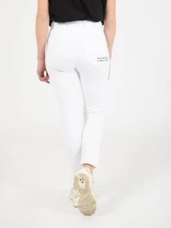 Joggers Fondo Taglio Vivo Bianco -Couture per Lei nou noumeno concept joggers fondo taglio vivo bianco3