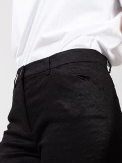 Pantaloni Neri Con Decori Tono Su Tono -Couture per Lei stimm pantaloni neri con decori tono su tono4