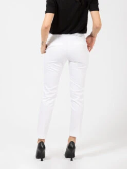 Pantaloni Slim Bianchi Con Spacchetti Sul Fondo 7 Pantaloni Slim Bianchi Con Spacchetti Sul Fondo -Couture per Lei stimm pantaloni slim bianchi con spacchetti sul fondo3
